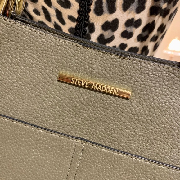 Steve Madden | Olive Green Tote - Picture 2 of 6